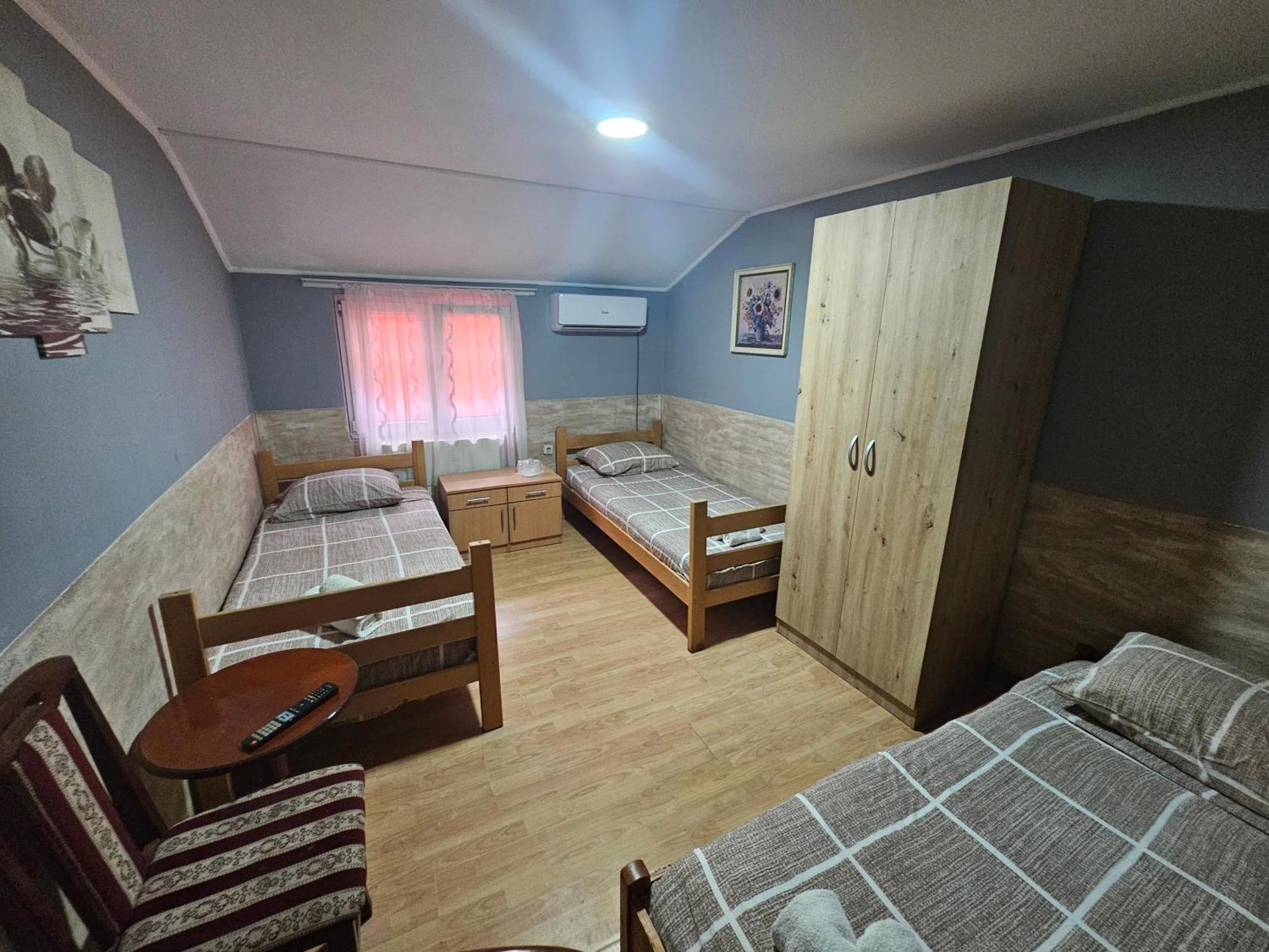 Prenociste Rooms Simke Subotica Exterior foto