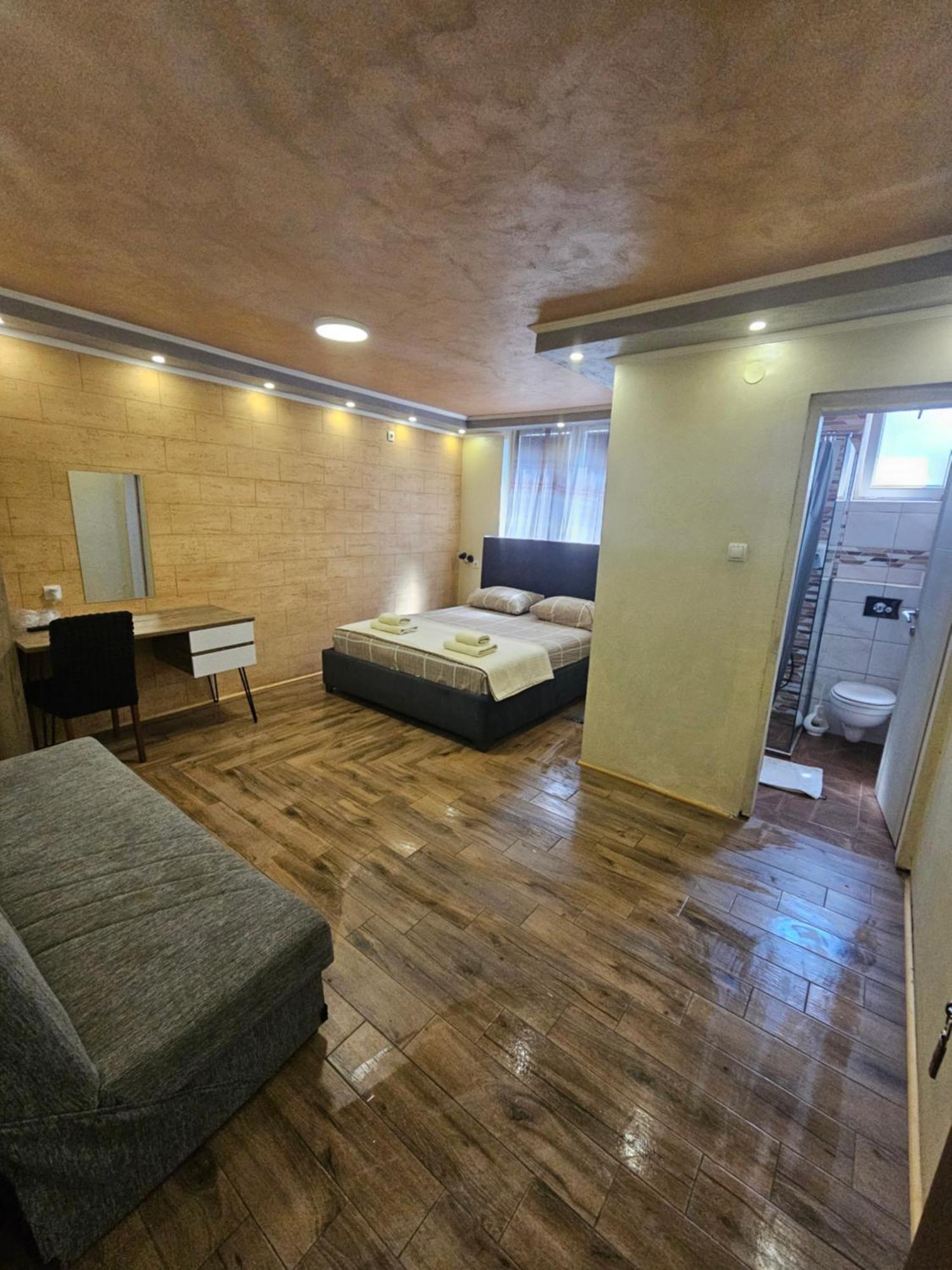 Prenociste Rooms Simke Subotica Exterior foto