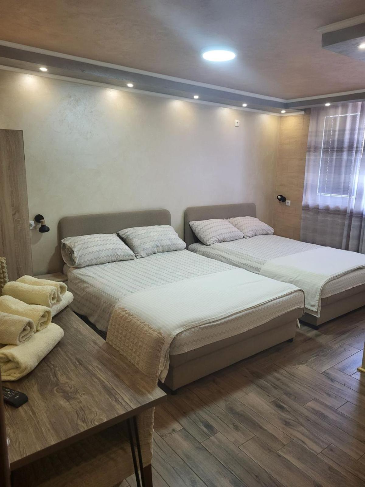 Prenociste Rooms Simke Subotica Exterior foto